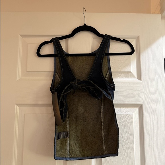 Lioness Rider backless top - Picture 5 of 6